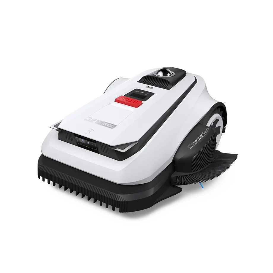 Detailní záběr bočního trimovacího modulu na ECOVACS GOAT A3000 LiDAR PRO