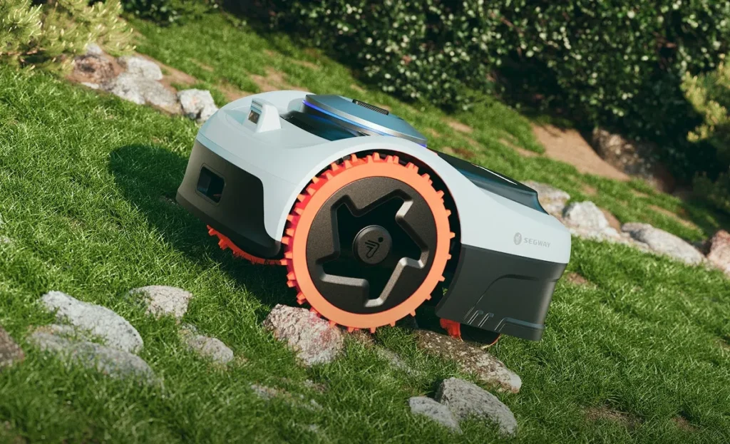 Segway Navimow i208 AWD, i215 LiDAR i i220 LiDAR: który model naprawdę pasuje? (2026)
